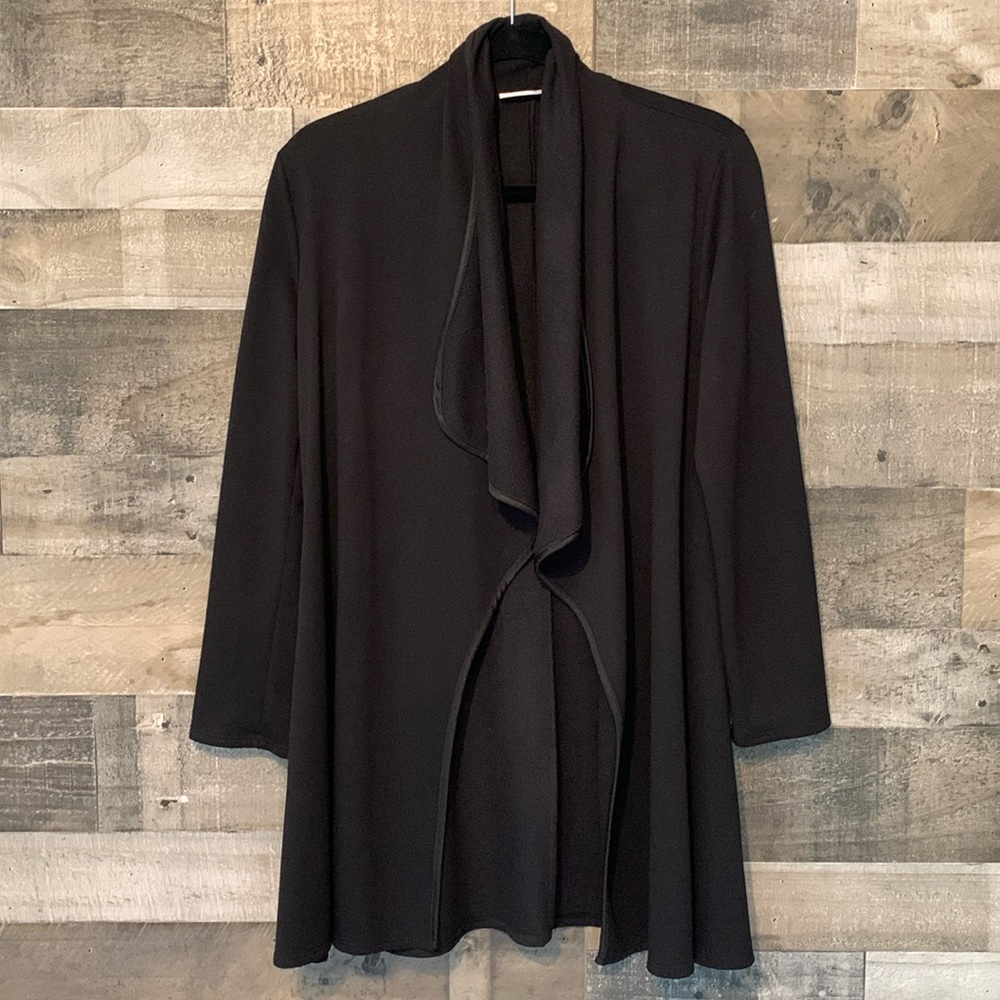 Frumos Waterfall Jacket - Picture 14 of 16